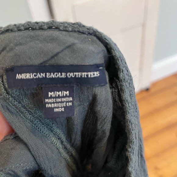 Elegant Lace Women's Top in Dark grey - Picture 6 of 7